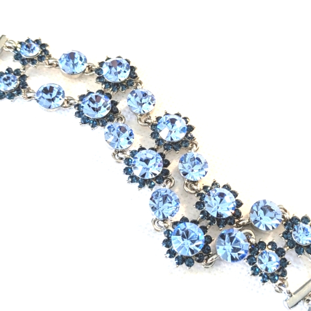 Blue crystal bracelet